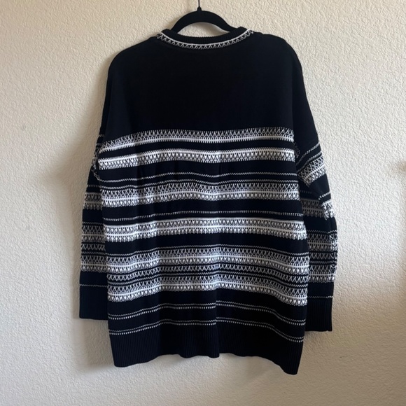 Vince Textured Stripe Cotton V-Neck Sweater - Picture 2 of 3